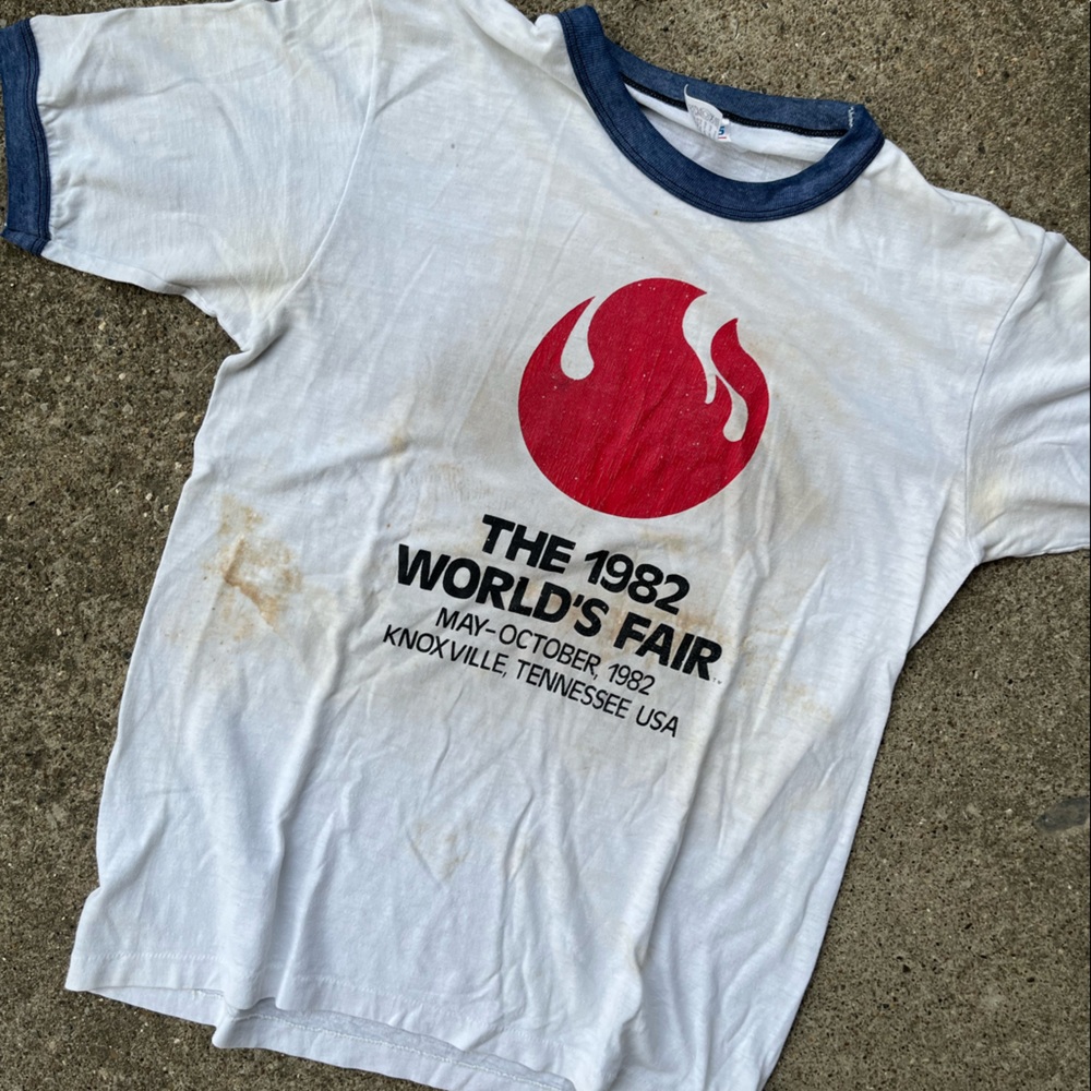 1982 worlds fair ringer tee